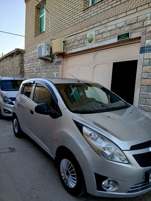 Шевролет спарк сотилади