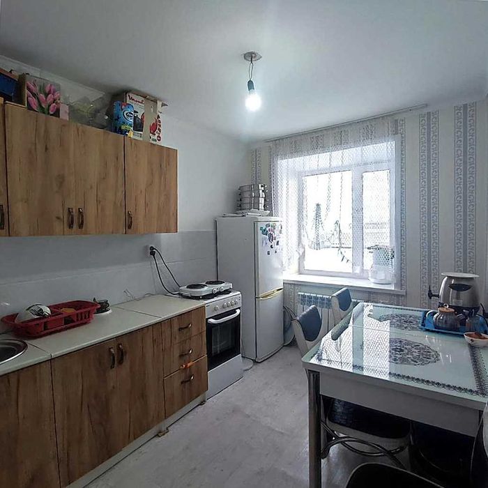 3х ком кв. год 1990, кирп. 2мкр