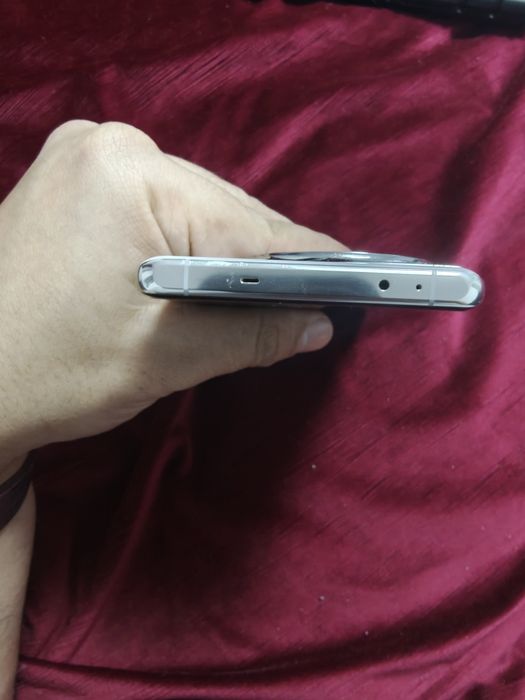 OnePlus 12 White - 24GB RAM / 1TB - Soft Global  Impecabil + Accesorii