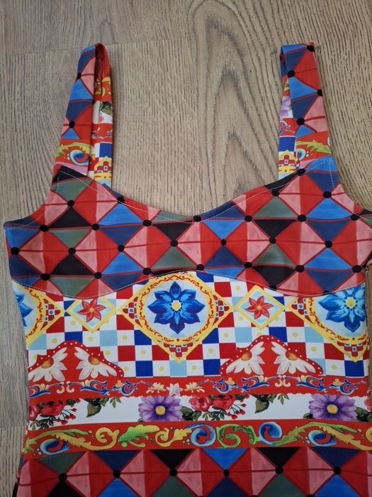 Рокля на марката лалето