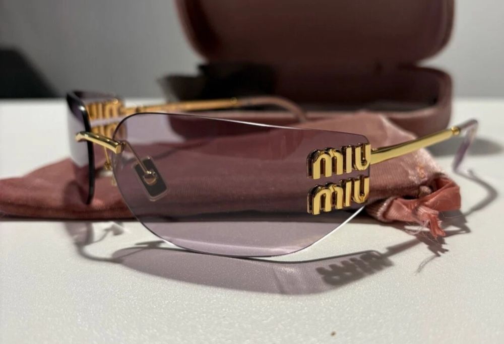 Слънчеви очила Miu Miu