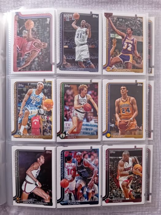 Vand cartonase set  base colectie Topps NBA 2025-2026