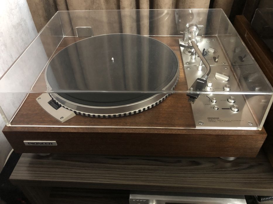 Piоnееr ХL - А700S виниловый проигрыватель (100в)