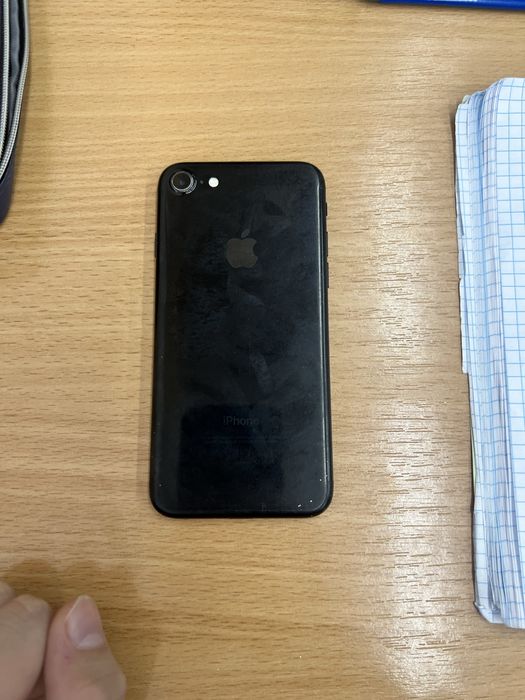 Продам iphone 7 128гб