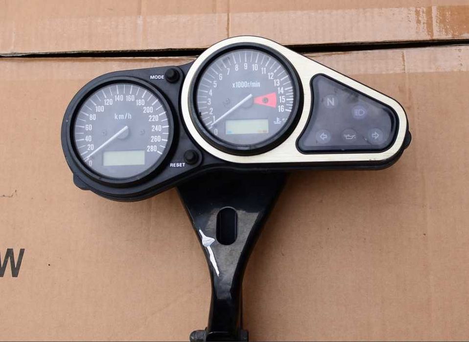 piese kawasaki zx9r - Piese auto de vânzare | OLX.ro