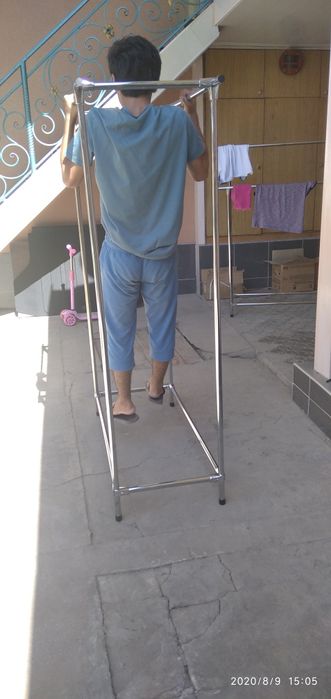 Вешалки для одежды напольные грузоподъёмность 80 кг . Вешилка . Вишилк