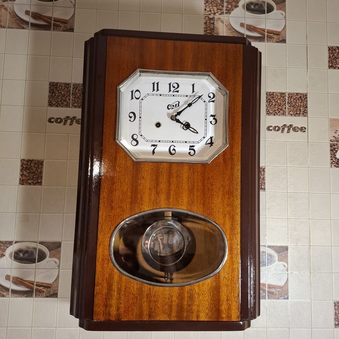 Настенные часы СССР