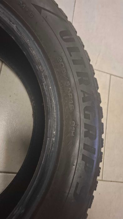 2бр. зимни гуми GoodYear 205 55 16