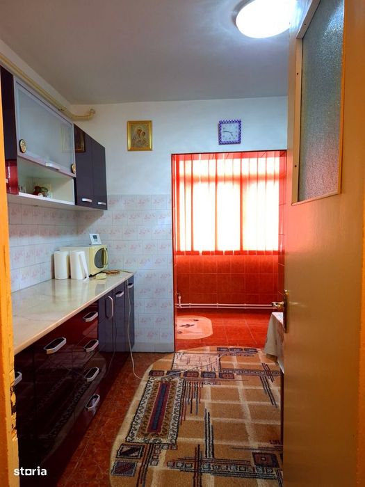 3 camere Mioveni / T.uri , Decomandat / Centrală, Amplasament DEOSEBIT
