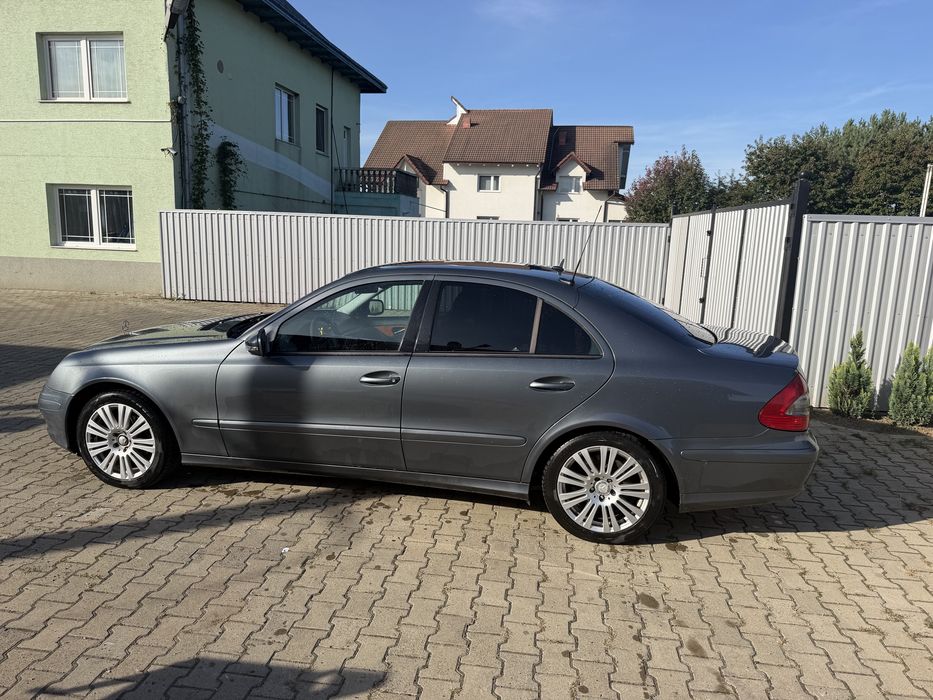 Mercedes E class w211 2007