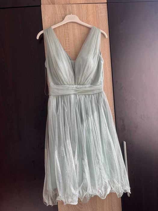 Официална ментово зелена рокля с брокат