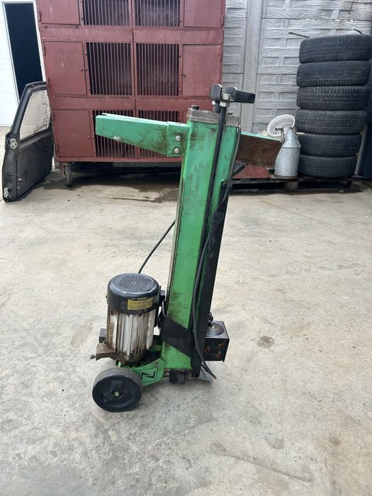 Vand crapator de lemne