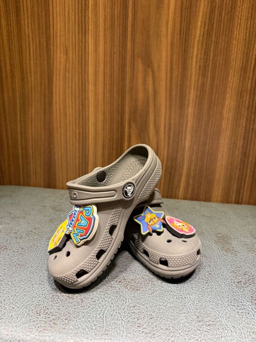 Детски сабо Crocs с Jibbitz