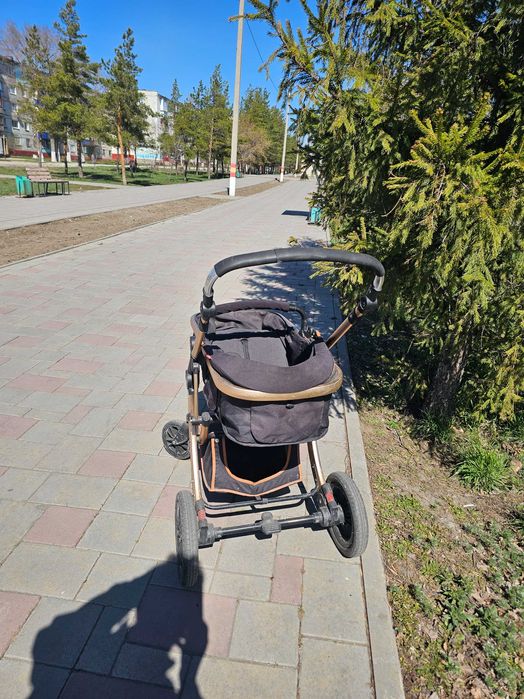 Коляска детская. Зима - Лето.