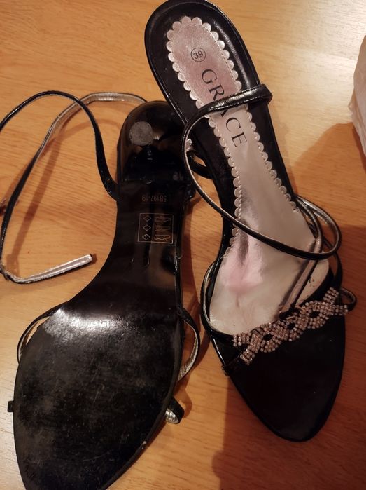 Sandale dama cu toc mediu confortabil