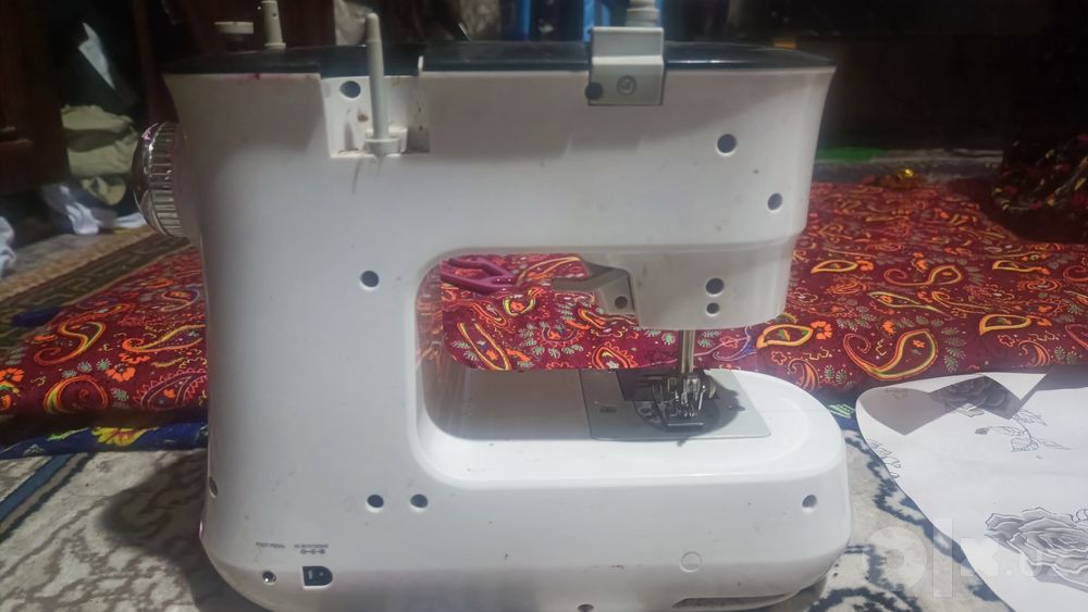 Tikuv mashinasi roniq