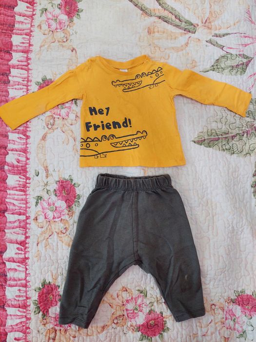 Распродажа детских вещей