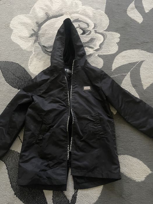 Qishki kyim sotiladi detskiy