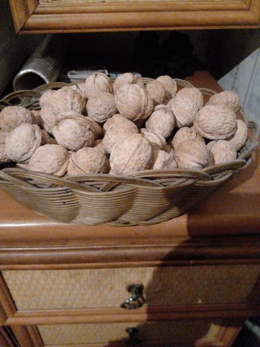 Орехи грецкие местные