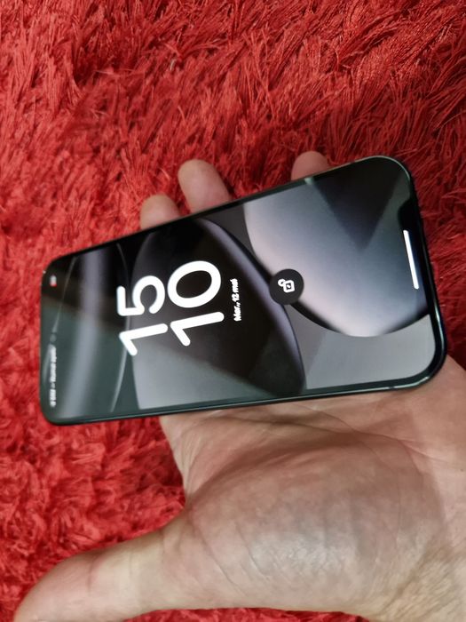 -Google Pixel 10Pro, 512Gb, 16Ram Black stare foarte buna impecabil-exceptand o linie mica insesizabila capac poze reale doar telefonul nici o res