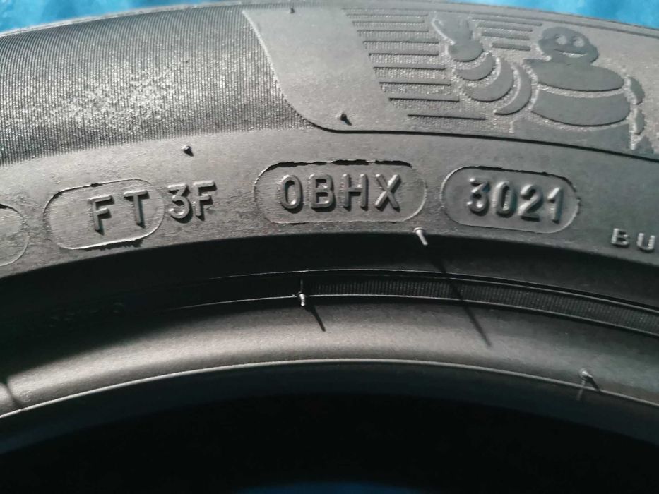 215/55 R17 michelin 4 bucati