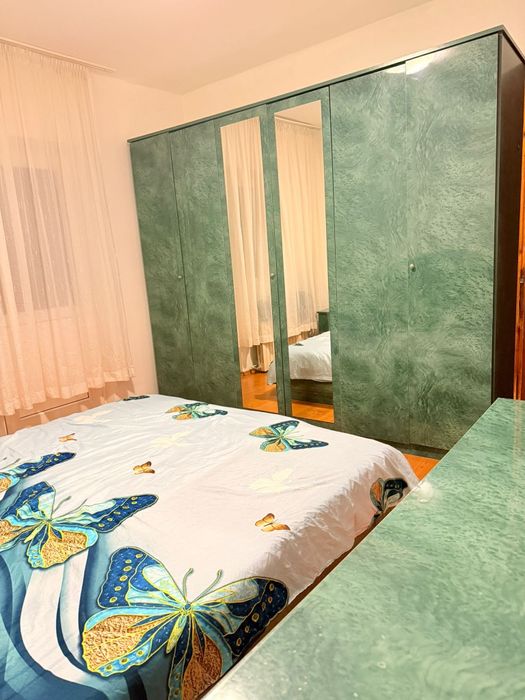 Inchiriez Apartament Decomandat
