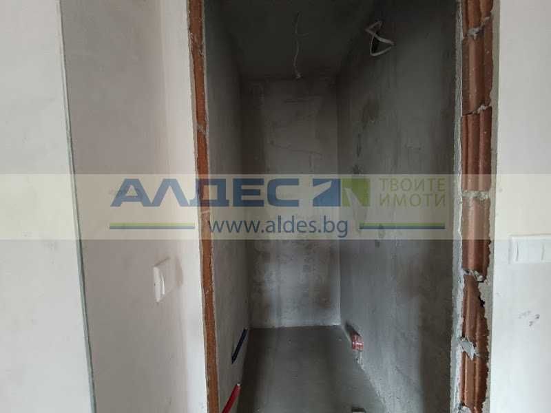 Продава се Тристаен апартамент в София, Разсадника - 89 кв.м за 2575 €/кв.м - Снимка #11