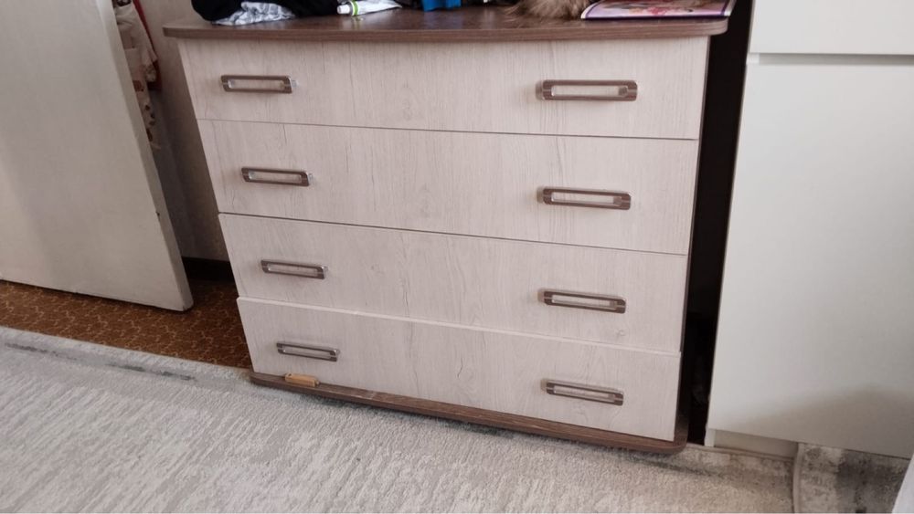 Шкаф, комод в хорошем состоянии