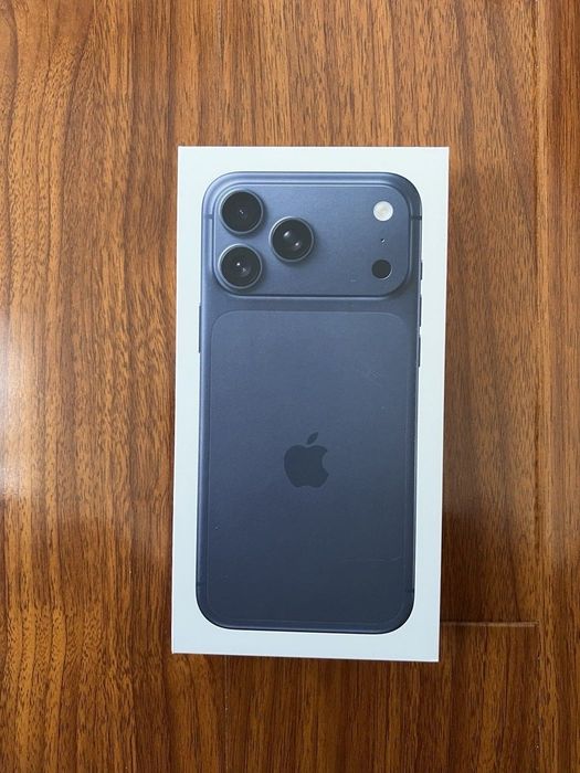 iPhone 17 pro max 256 EAC (не активирован)