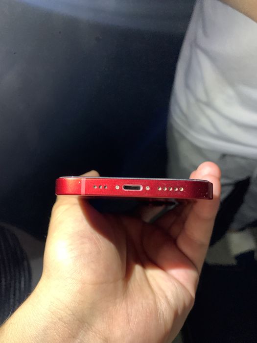 iPhone 13 red rang