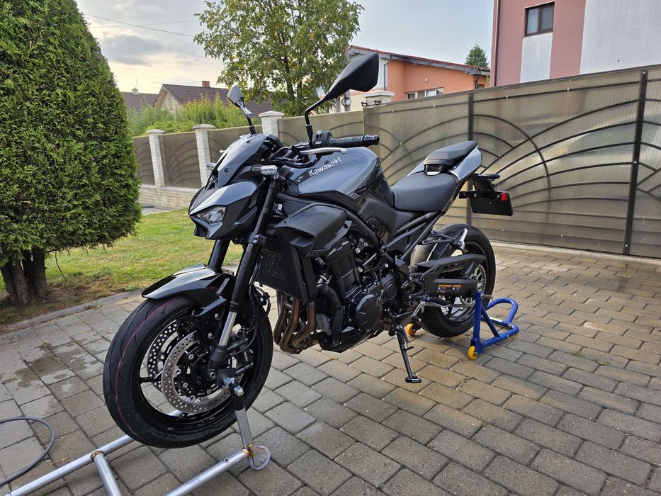 Kawasaki Z900 * Model 2026 * Garantie 2028 * Rulaj 2400 kilometri