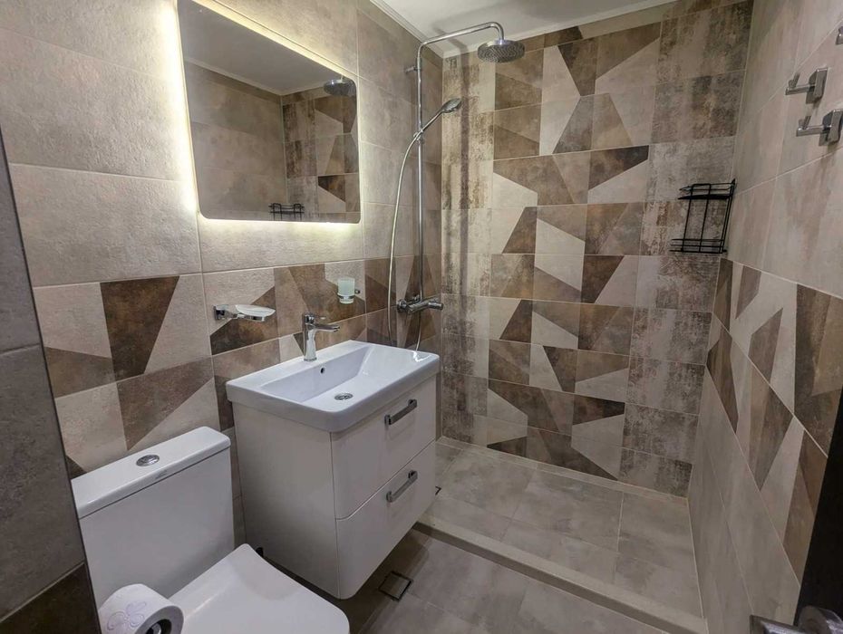 Дава се под наем Четиристаен апартамент в Варна, Чаталджа - 95 кв.м за 880 € - Снимка #17