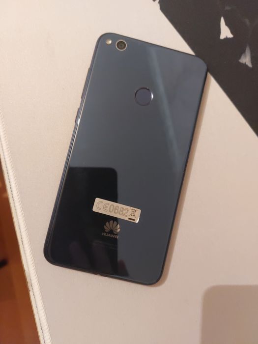 Обменяю Huawei p7