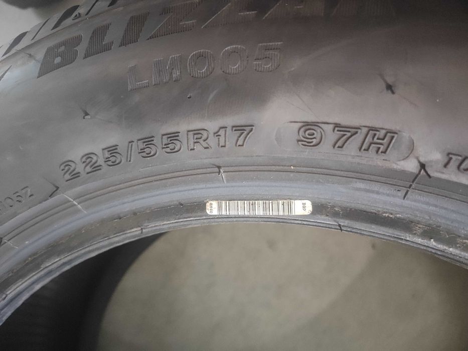 2бр.зимни гуми 225/55/17 Bridgestone