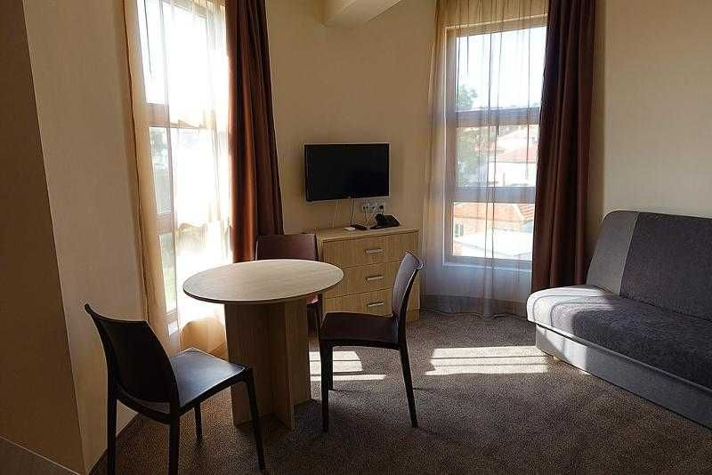 Продава се Хотел в Обзор - 1800 кв.м за 708 €/кв.м - Снимка #4