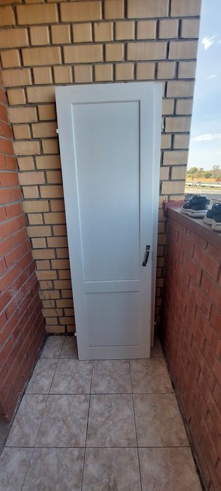 Продам межкомнатные двери