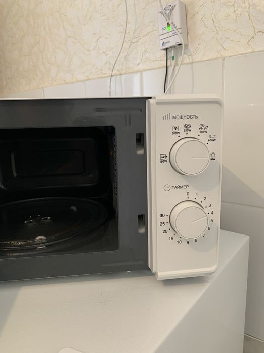 Продам микроволновку MAGNA 20 л
