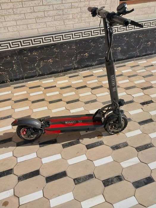 Electro scooter kugo m4
