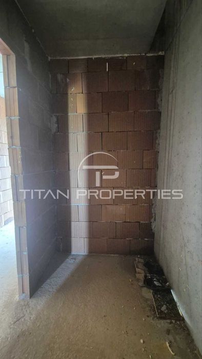 Продава се Тристаен апартамент в Пловдив, Христо Смирненски - 95 кв.м за 1485 €/кв.м - Снимка #6