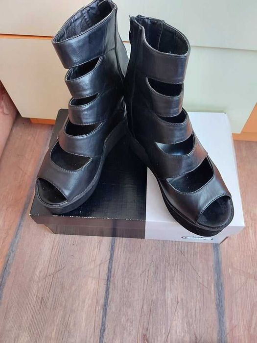 Естествена кожа летни обувки  Фетиш стил на платформа почти нови номер 38