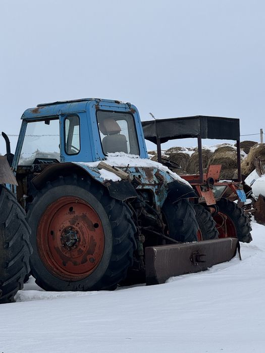 Продам мтз 80 с куном ковшом пикой вилами