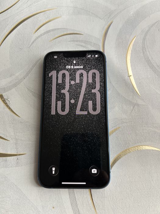 Продам Iphine-13 256