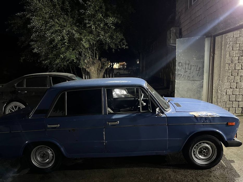 Vaz Jiguli 2106 sotiladi