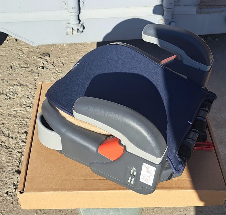 Продам детский бустер