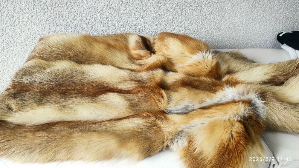 Натуральная шуба лисица