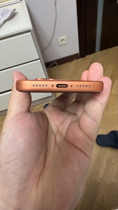 Обмен iPhone 17 pro EAC 256 gb Cosmic Orange