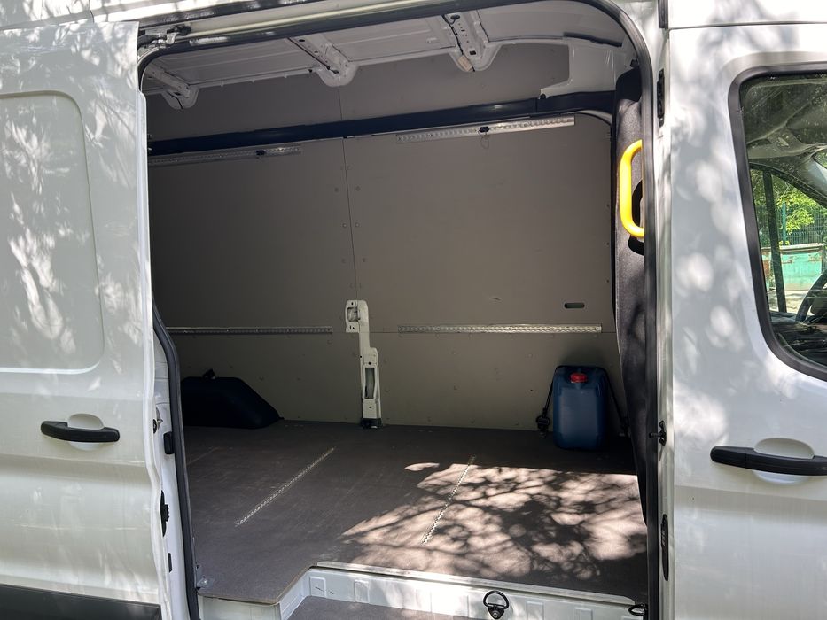 Ford Transit 2021г.