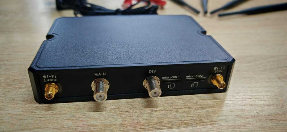 Продам роутер KROKS