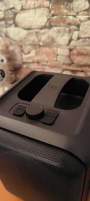 Нова блутут колона