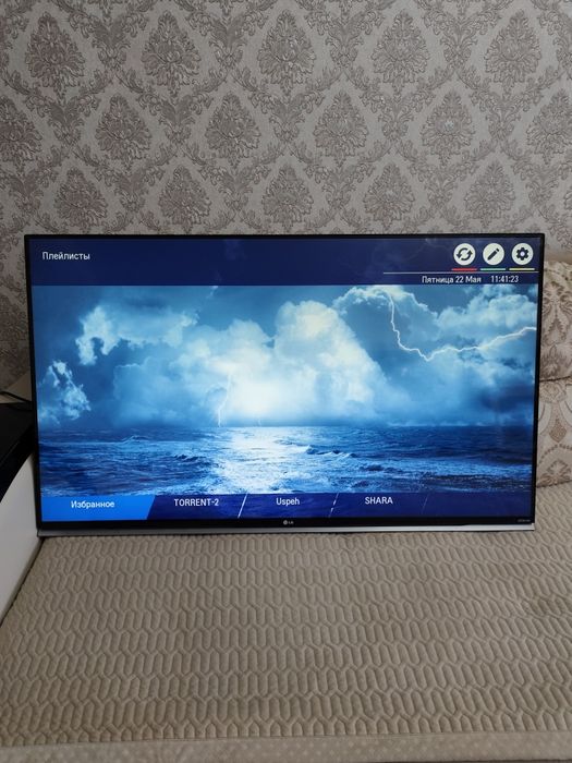 Телевизор смарт ТВ LG 50 дюймов